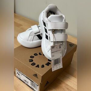 Adidas Grand Court 2.0 CF Kids 7K White Black Strap Tennis Sneakers NWT